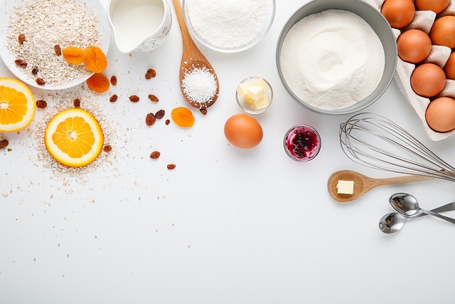 Modernize Your Chef’s Kitchen: Easy-to-Clean Backsplashes for Efficient Layouts
