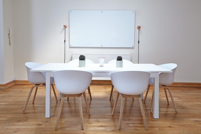 Durable and Stylish: Metal Tables and Chairs for Longevity and Aesthetics
