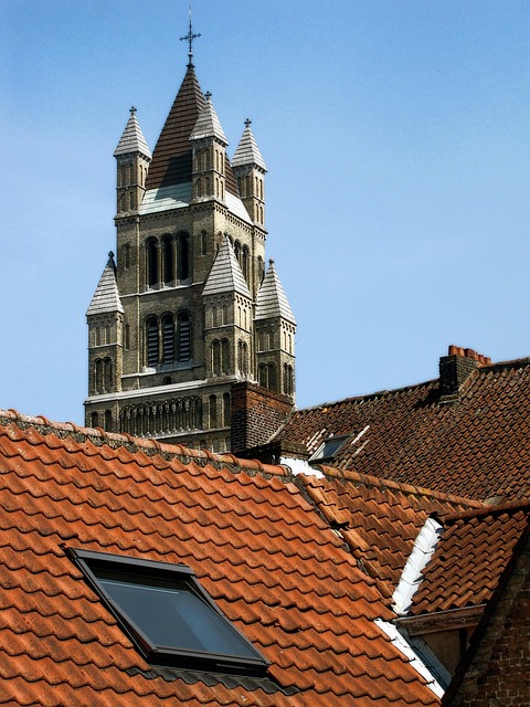 roof-640x480-10950133.jpeg