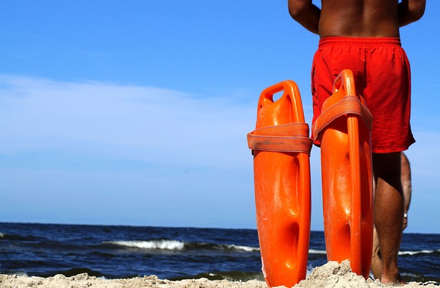 Mastering Global Travel Safety: Rapid Evacuation Planning & Bodyguard Services