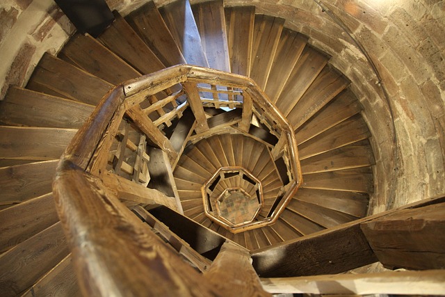 stair-640x480-97557412.jpeg