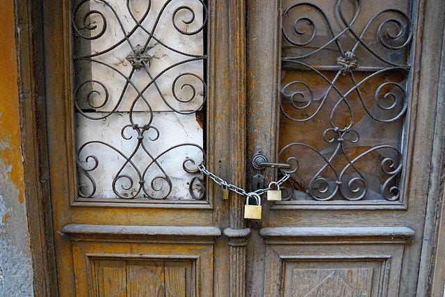 cloud-door-access-systems-640x480-61334883.jpeg