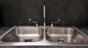 faucet-640x480-941407.jpeg