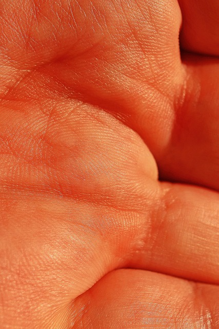 full-body-waxing-for-sensitive-skin-640x480-40301740.jpeg