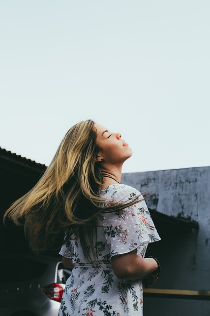 Optimizing Underarm Waxing: Regrowth Science & Long-Term Results for Women