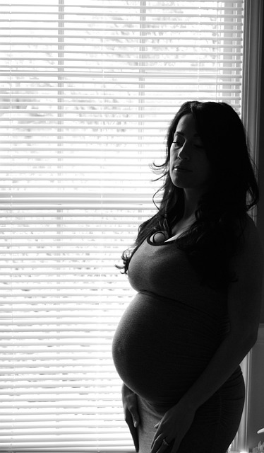 high-risk-pregnancy-and-surrogacy-640x480-87041756.jpeg