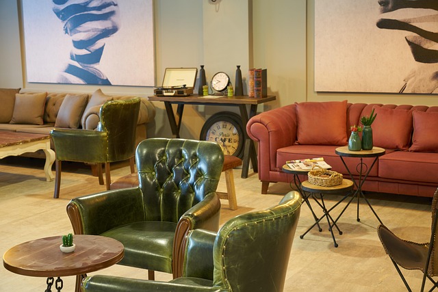 hotel-lobby-aquariums-640x480-27236025.jpeg