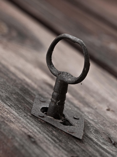 Keyless Locks & PIN Codes: Multi-Layered Security Simplified