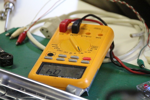 low-voltage-structured-cabling-640x480-48284861.jpeg