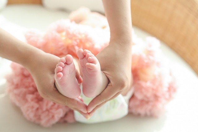 surrogacy-for-international-parents-640x480-61975400.jpeg