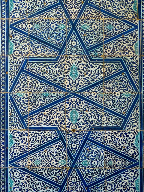 tiles-640x480-99459779.jpeg