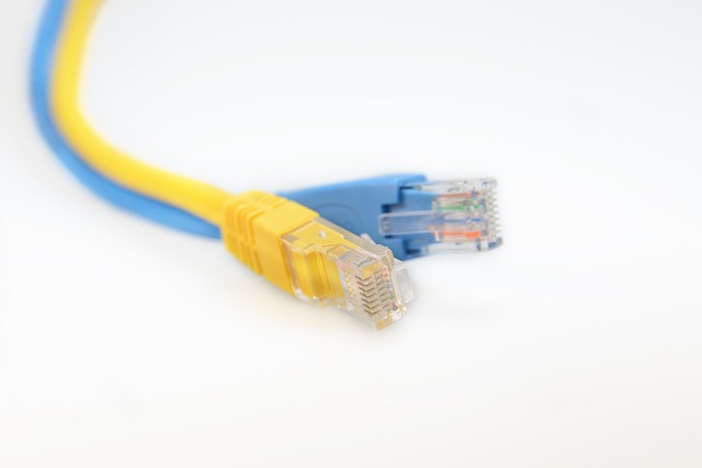wireless-network-cabling-640x480-74258778.jpeg