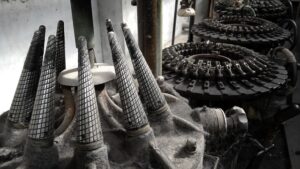 metal-fabrication-cad-drafting-640x480-34911721.jpeg
