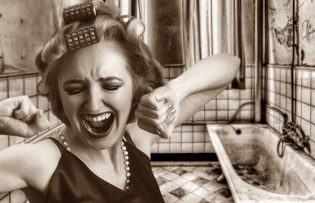 sensitive-skin-facials-640x480-38399509.jpeg